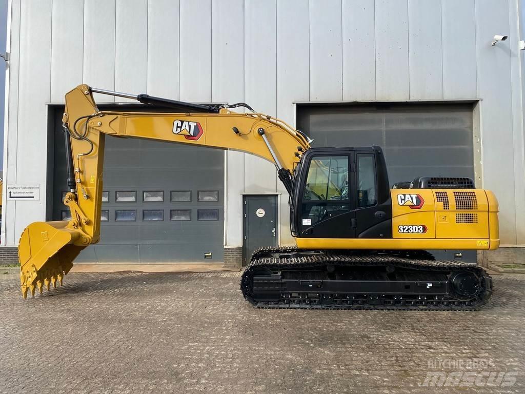 CAT 323D3 Bandgrävare