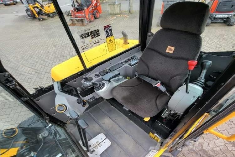 JCB 60 C-2 Minigrävare < 7t