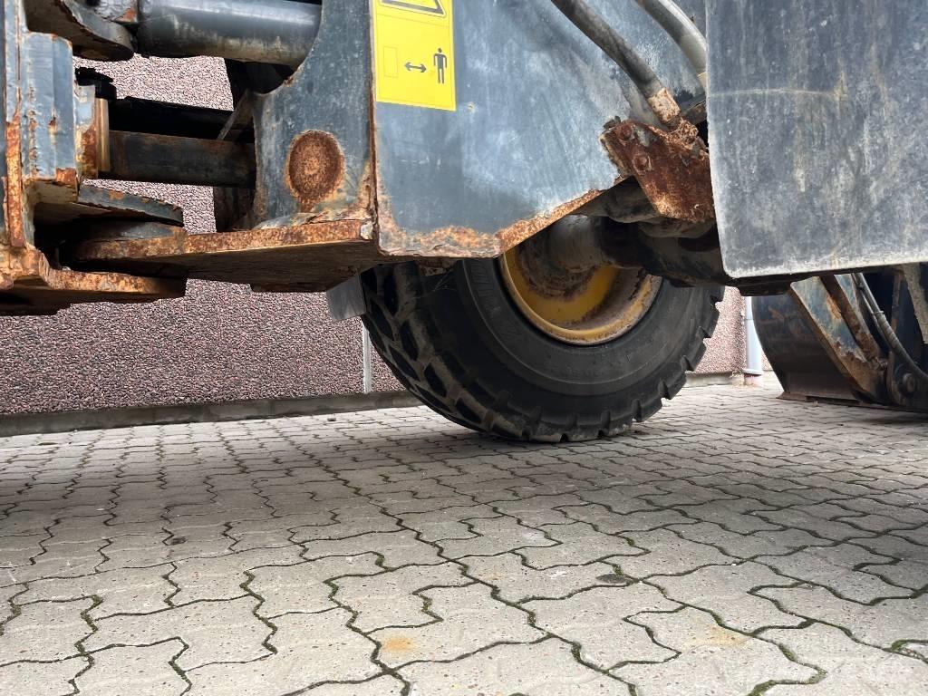 Komatsu WA 250 PZ-5 Hjullastare