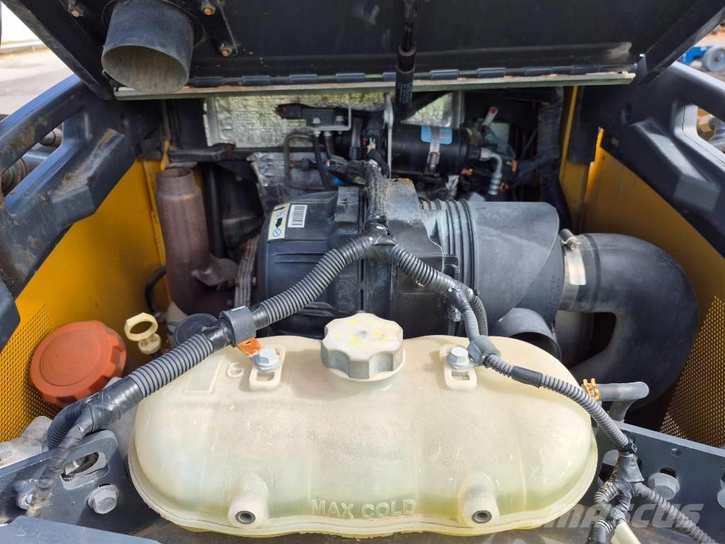 John Deere 320 Kompaktlastare