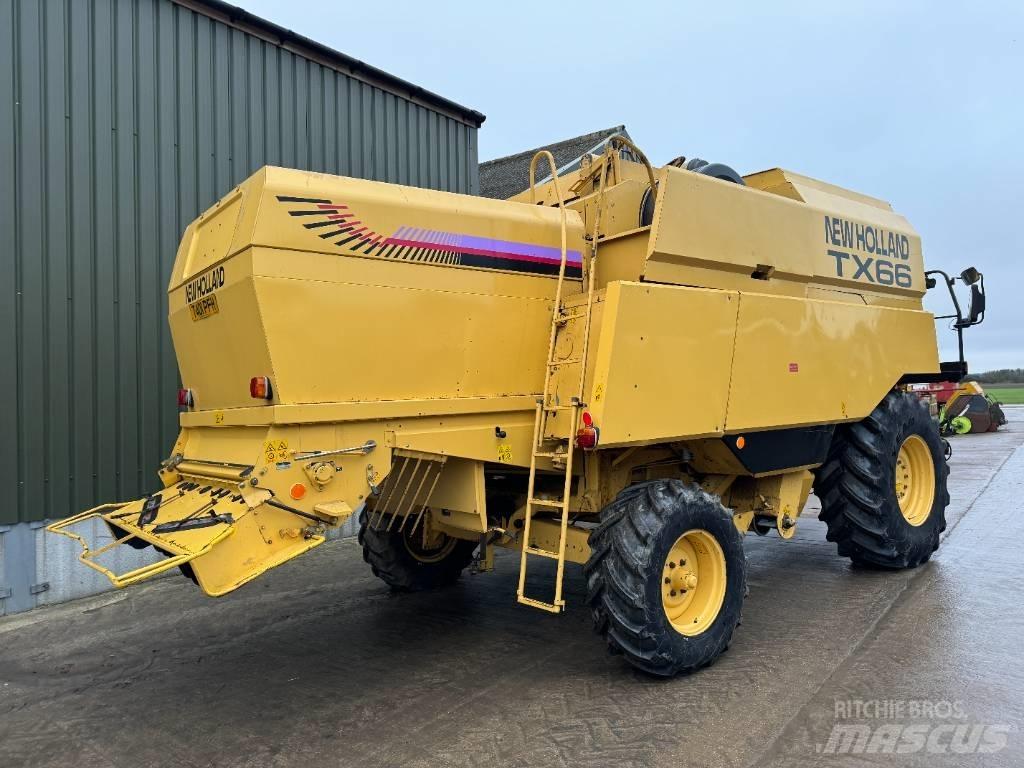 New Holland TX 66 Skördetröskor