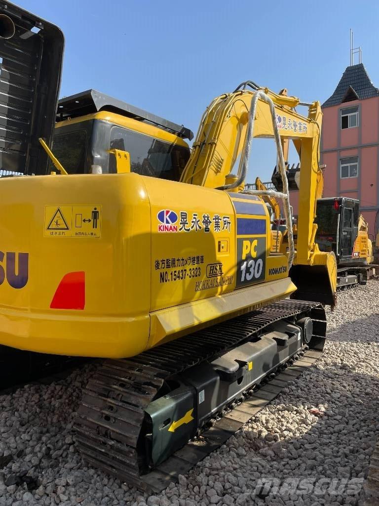 Komatsu 130-7 Bandgrävare
