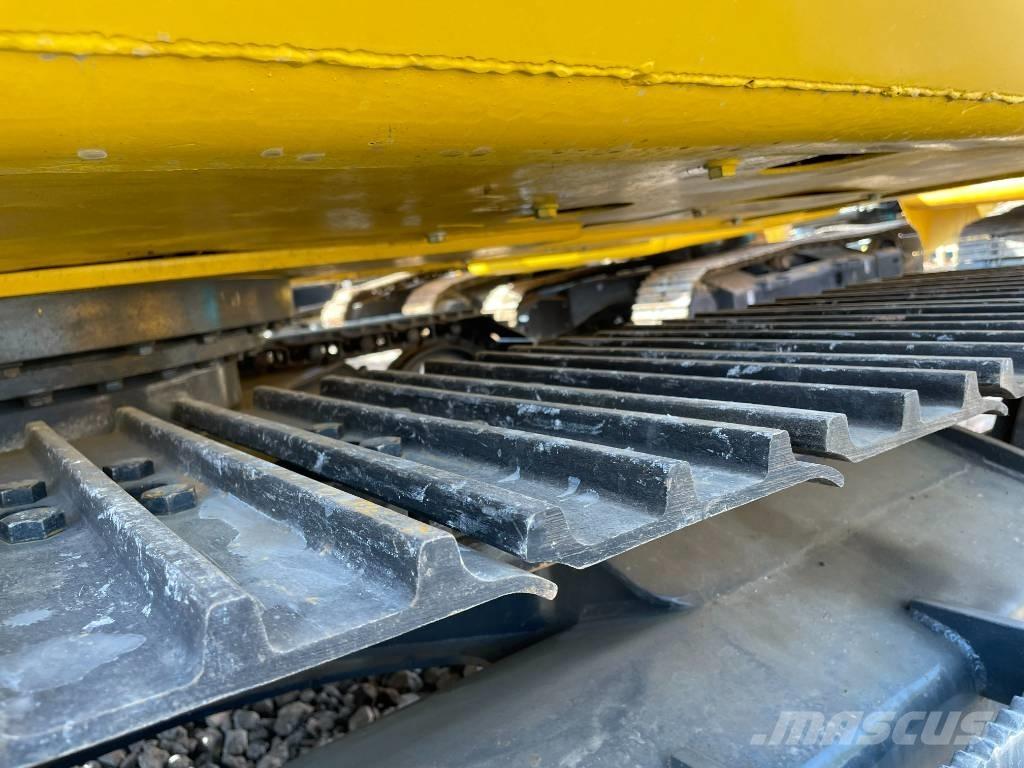 Komatsu 130-7 Bandgrävare