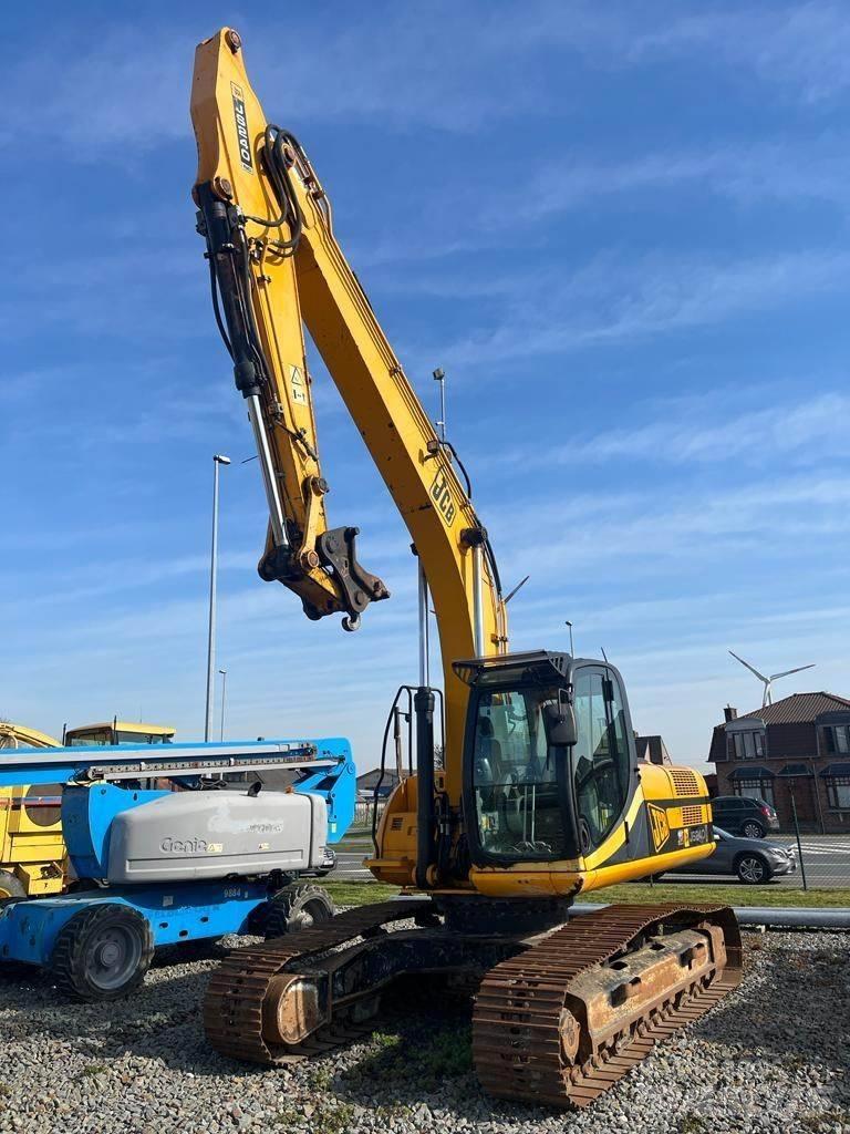 JCB 240NLC Bandgrävare