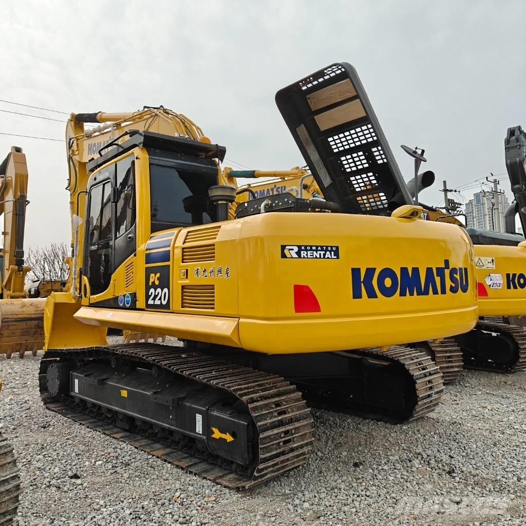 Komatsu 220-8 Bandgrävare