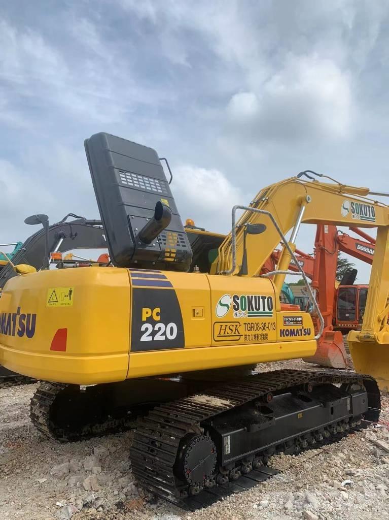 Komatsu PC 220-8 Bandgrävare