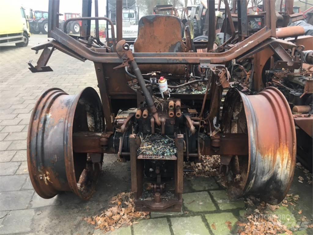 New Holland TL100A Traktorer