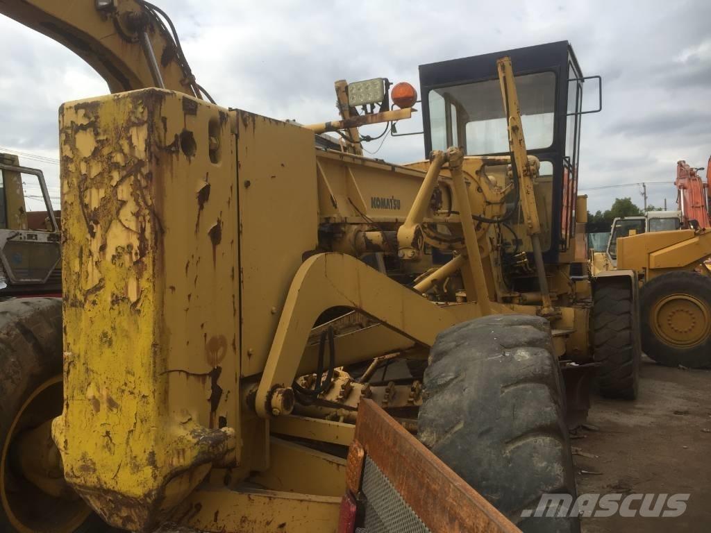 Komatsu GD 623 A Väghyvlar