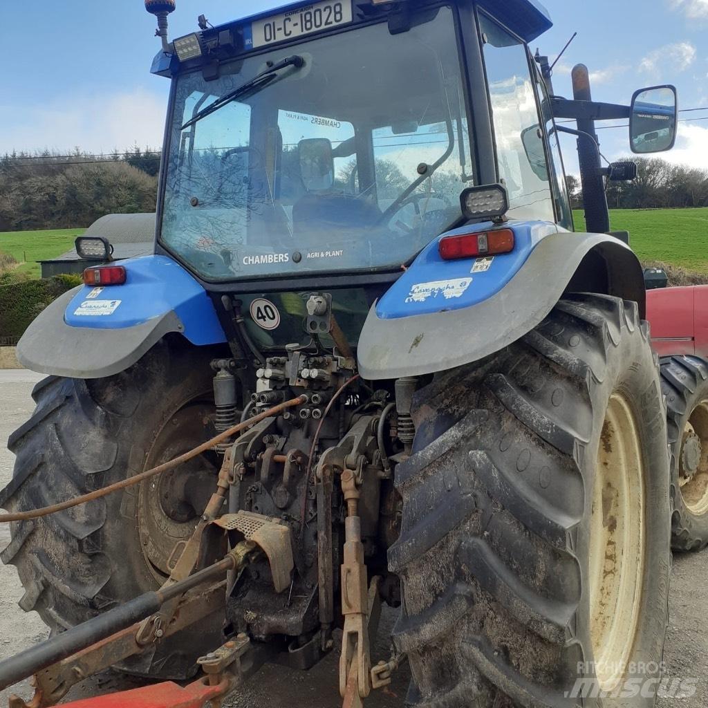 New Holland TM 135 Traktorer