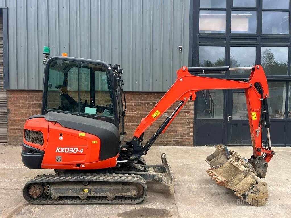 Kubota KX 030-4 Minigrävare < 7t