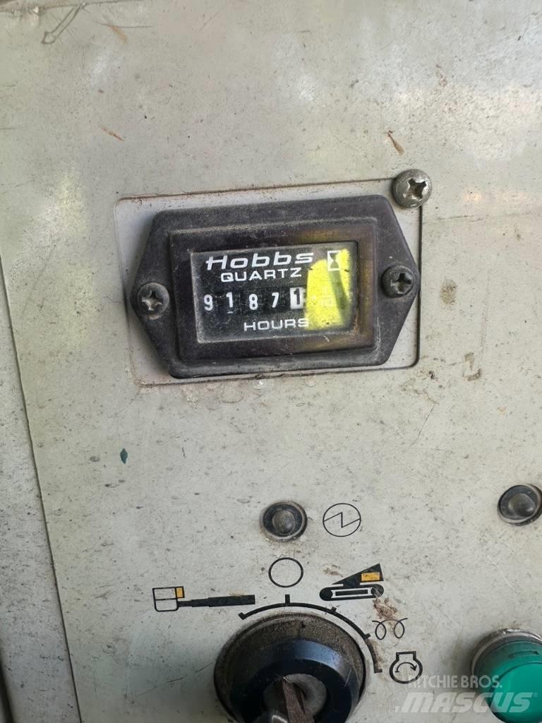 Aichi SR 182 Teleskop bomliftar