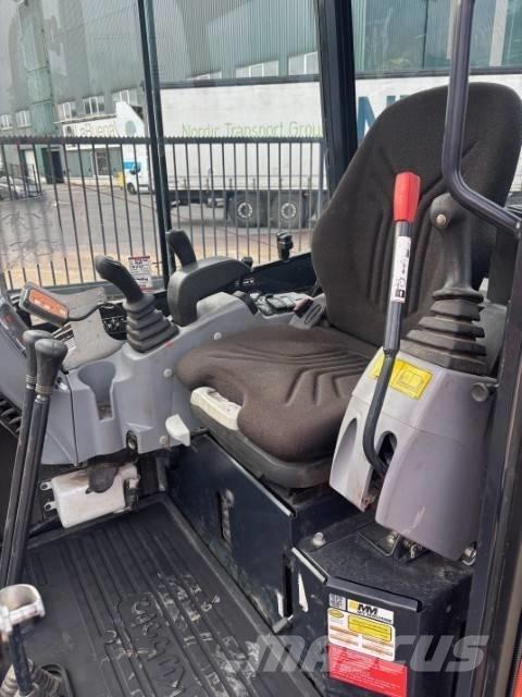 Kubota U 27-4 Minigrävare < 7t