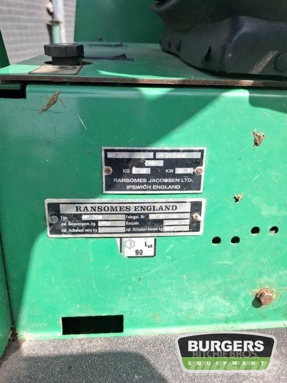 Ransomes AR250 Åkgräsklippare