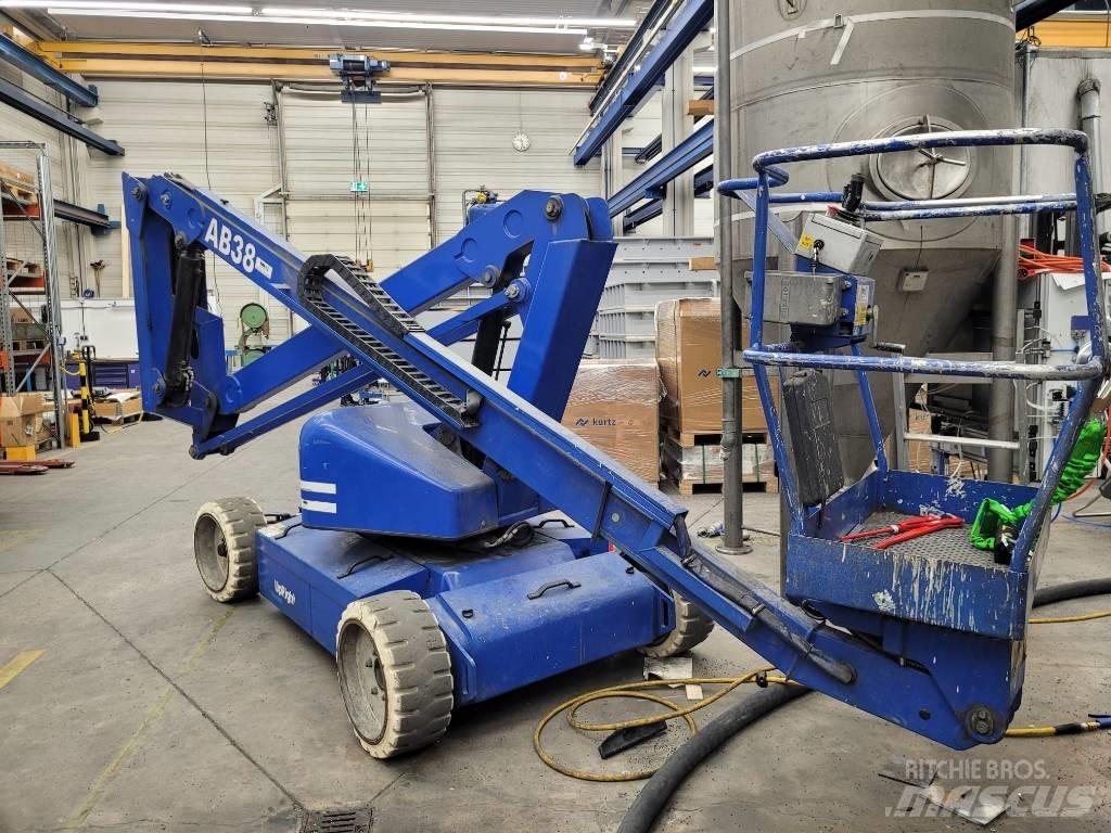 UpRight AB38 Bomliftar