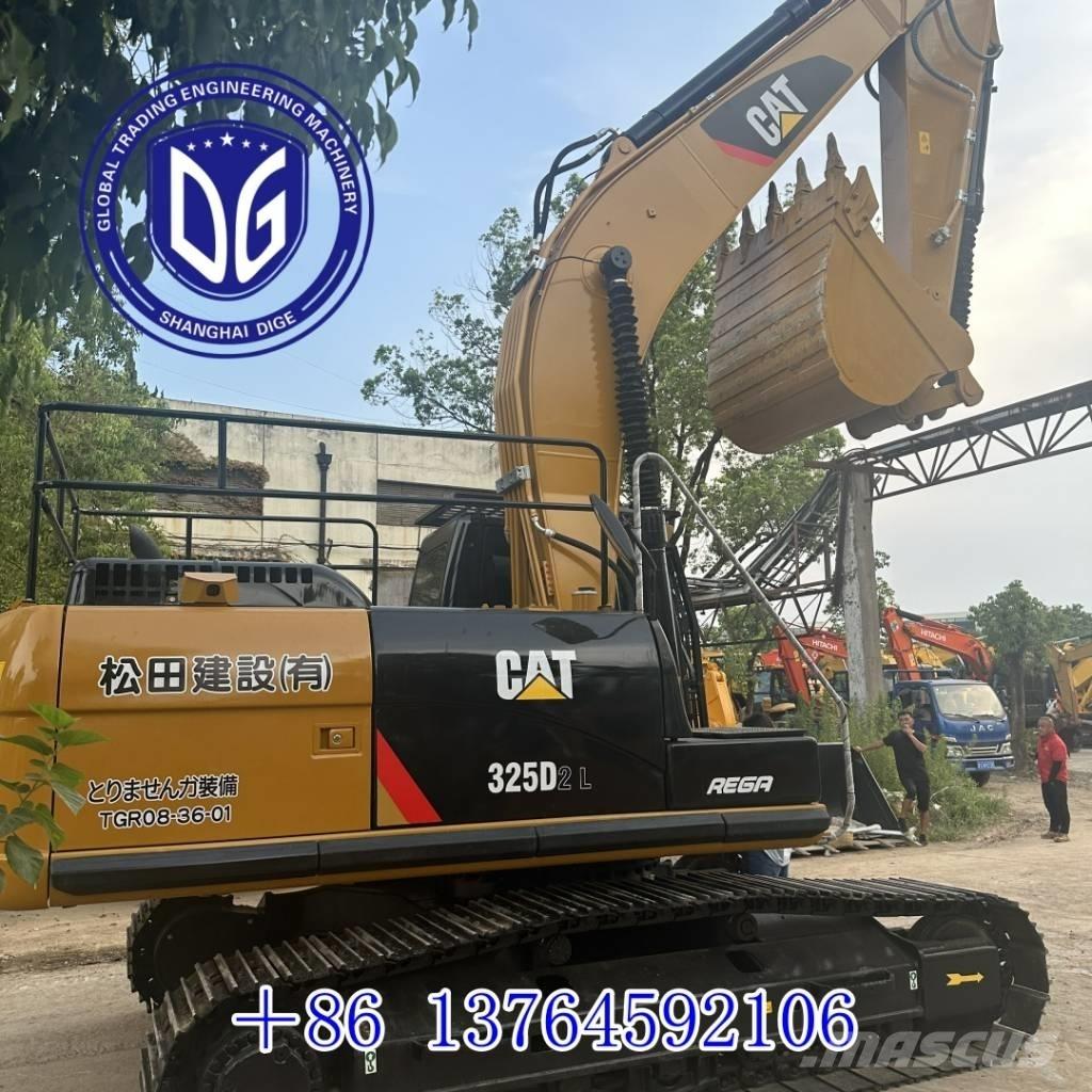CAT 325D2L Midigrävmaskiner 7t - 12t