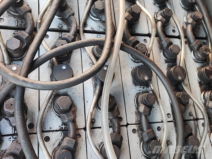 Linde E14-02 Elmotviktstruckar