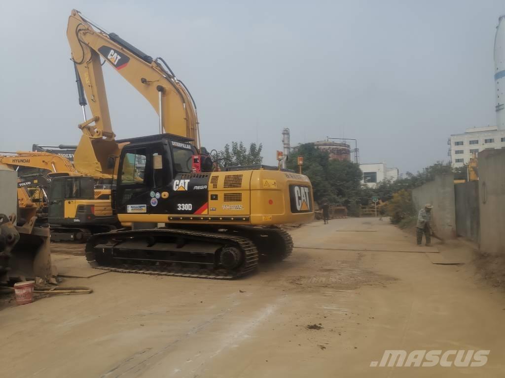CAT 330 D Bandgrävare