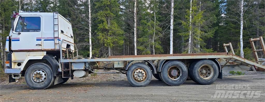 Sisu Sm 270 8X2 Transportbilar för Skogsmaskiner