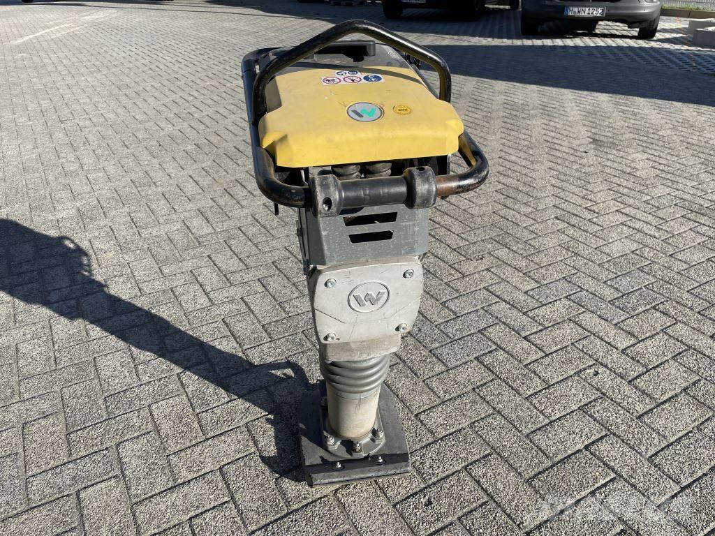 Wacker Neuson AS60e Stampar