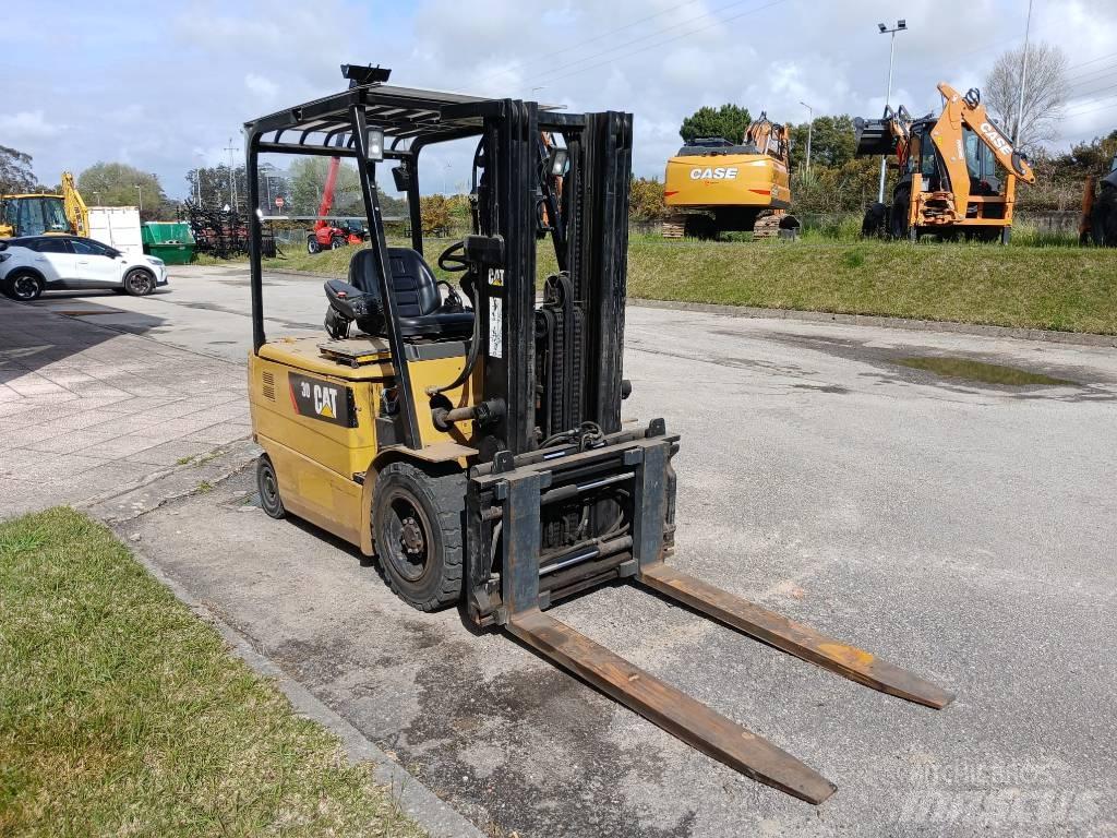 CAT EP 30 K PAC Elmotviktstruckar
