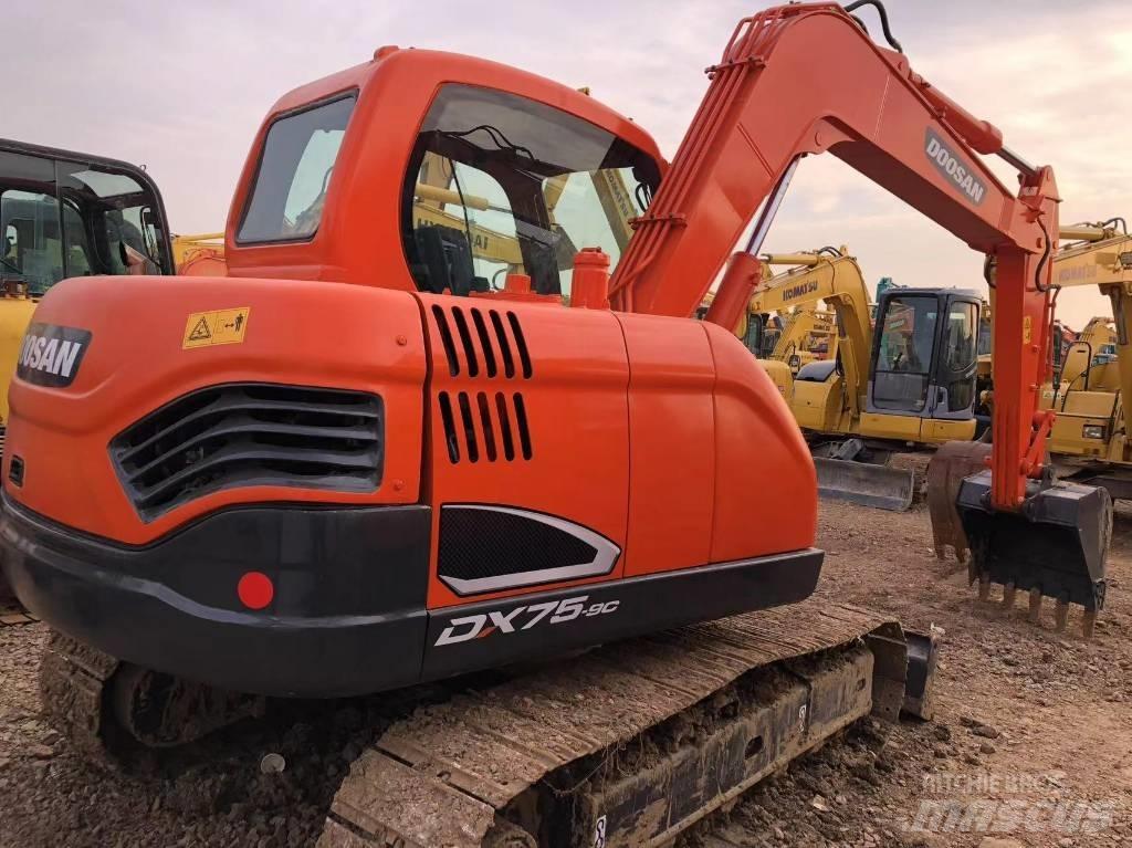 Doosan 75-9c Bandgrävare