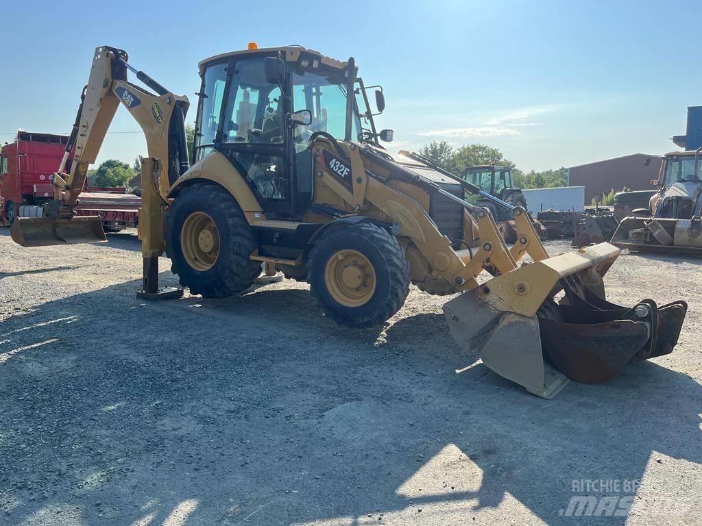  Tractopelle Cat 432F Grävlastare