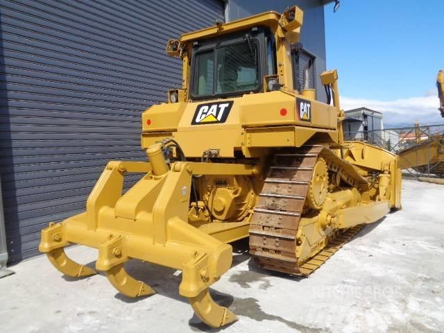 CAT D 6 T XL Schaktmaskiner