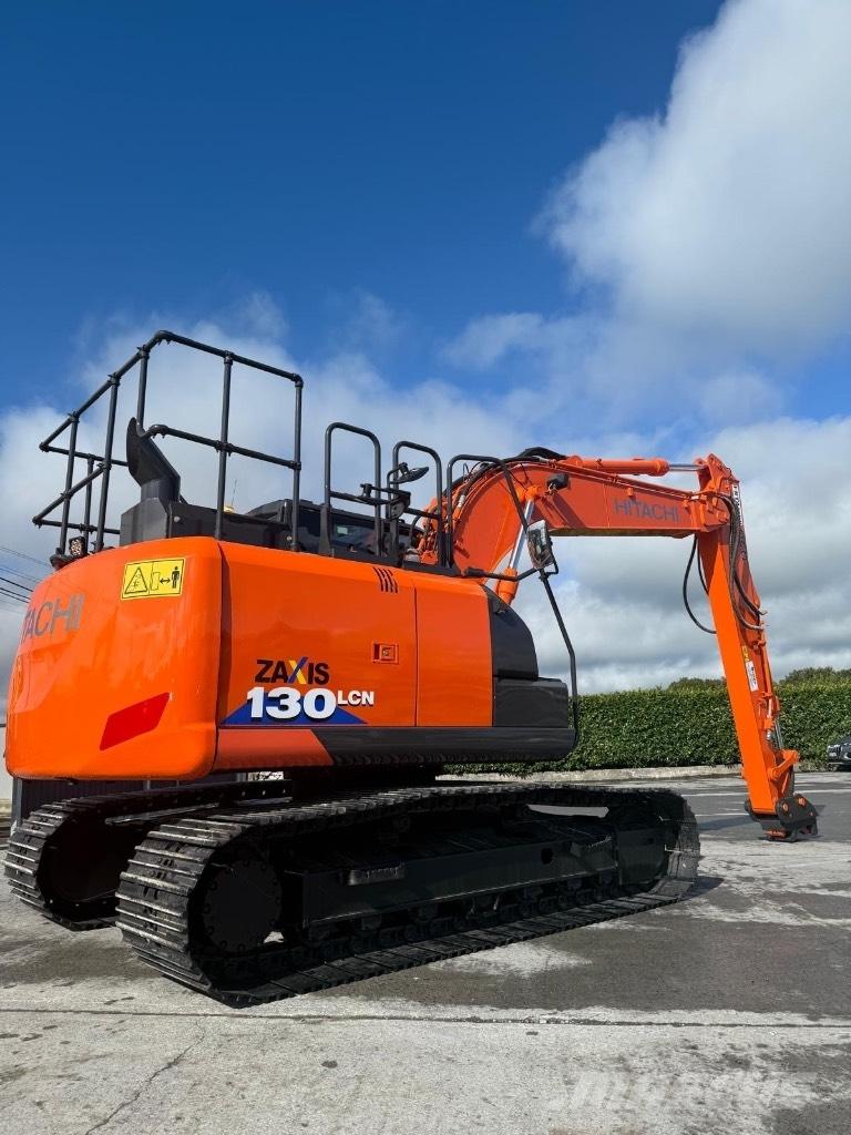 Hitachi Zaxis 130-6 Bandgrävare