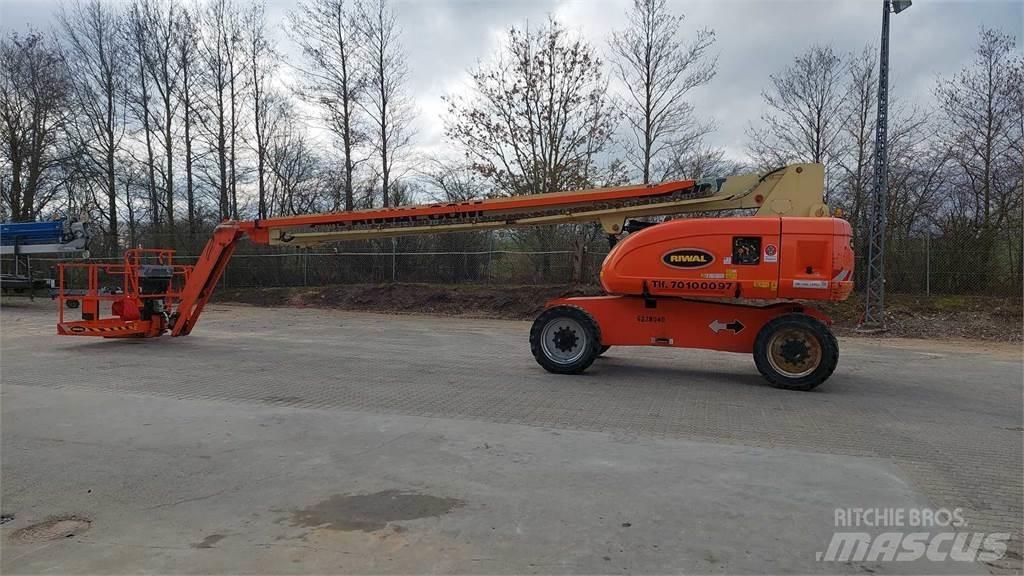 JLG 860SJ Teleskop bomliftar