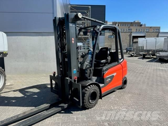 Linde E35L Elmotviktstruckar