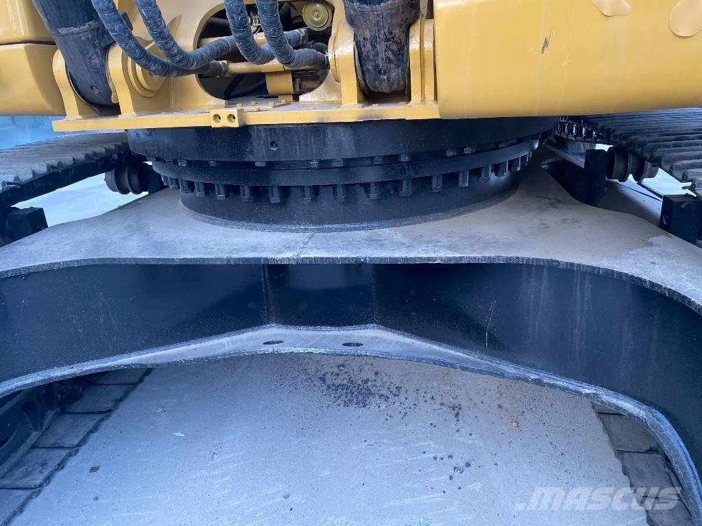 CAT 336 D Bandgrävare
