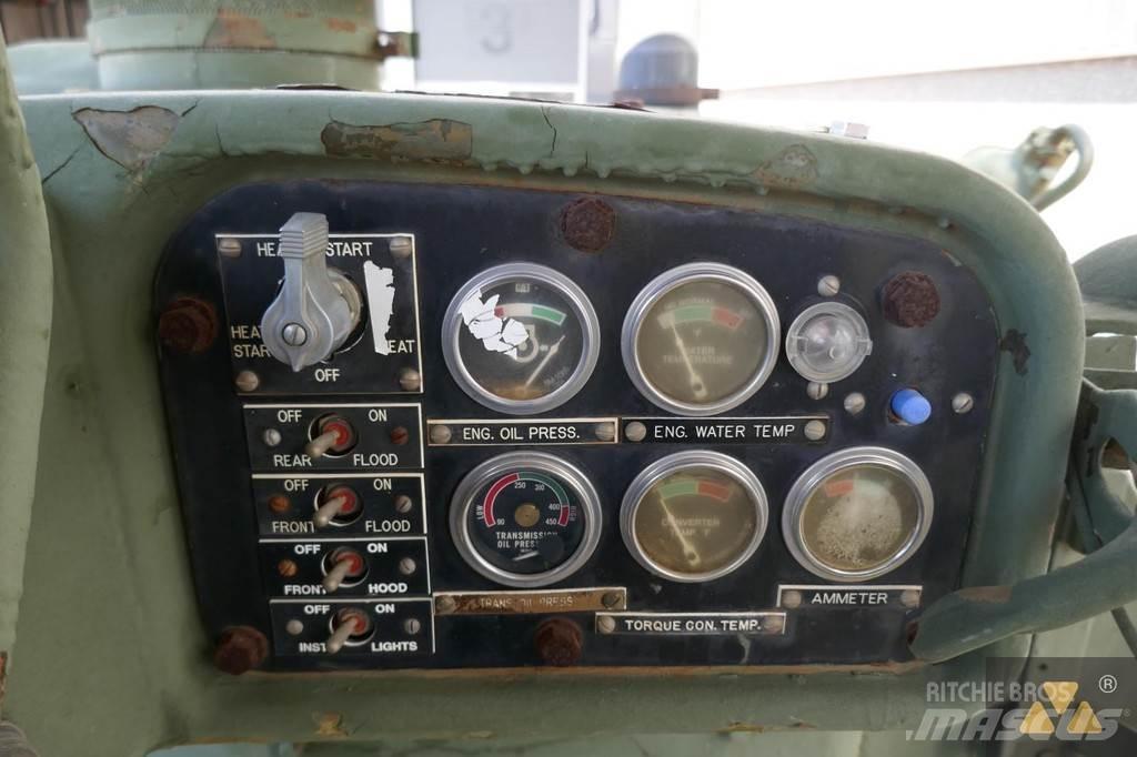 CAT D7F Ex-army Bandschaktare