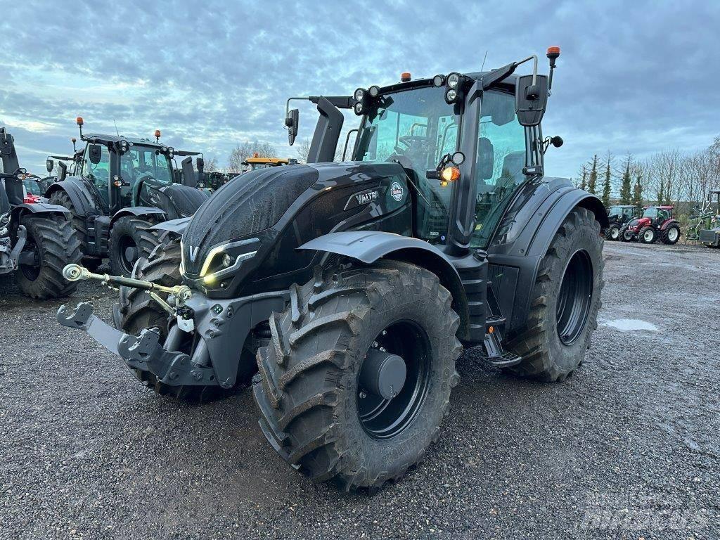 Valtra T 235 Direct Traktorer