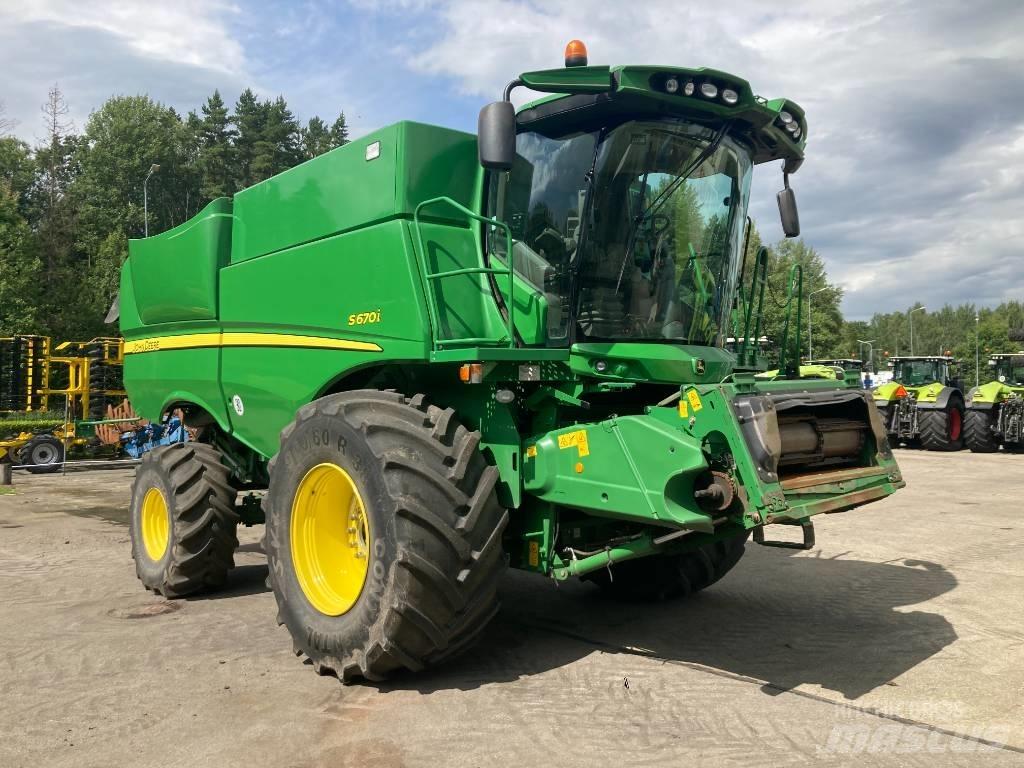 John Deere S 670 i Skördetröskor
