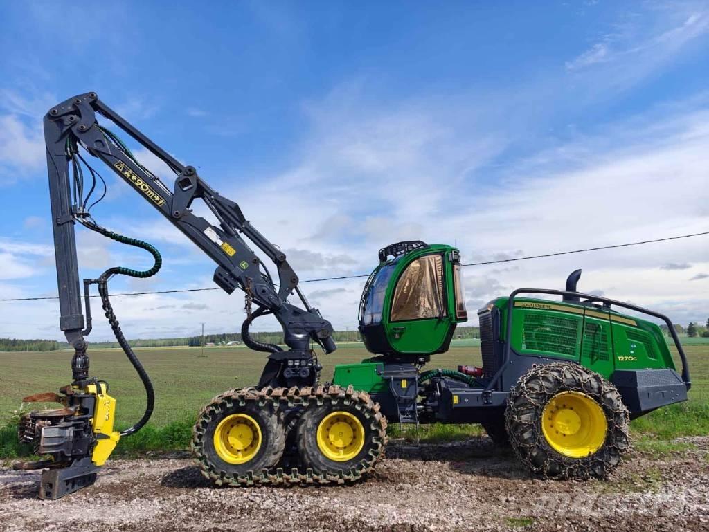 John Deere 1270 G Skördare