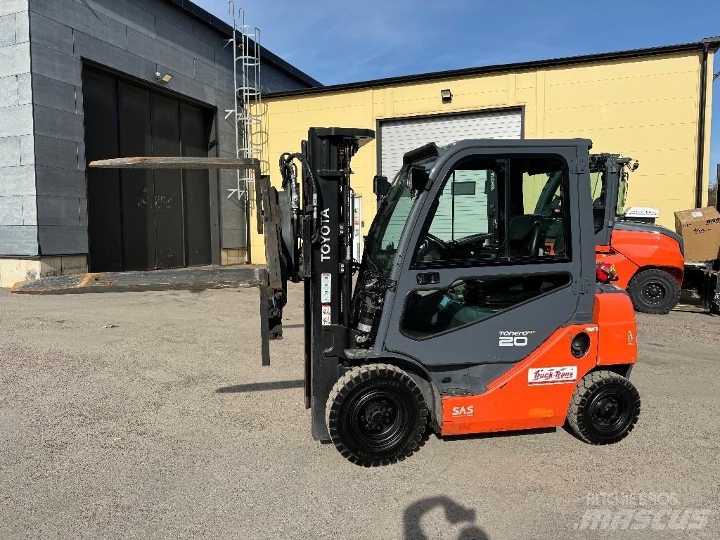 Toyota 06-8FD20F Dieselmotviktstruckar