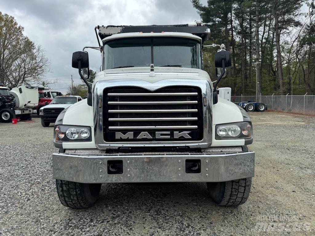 Mack GU433 Tippbilar