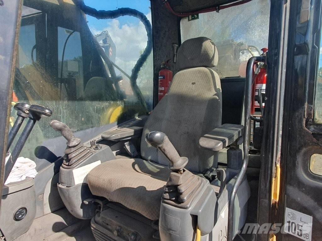 CAT 330 D L Grävmaskiner med lång räckvidd