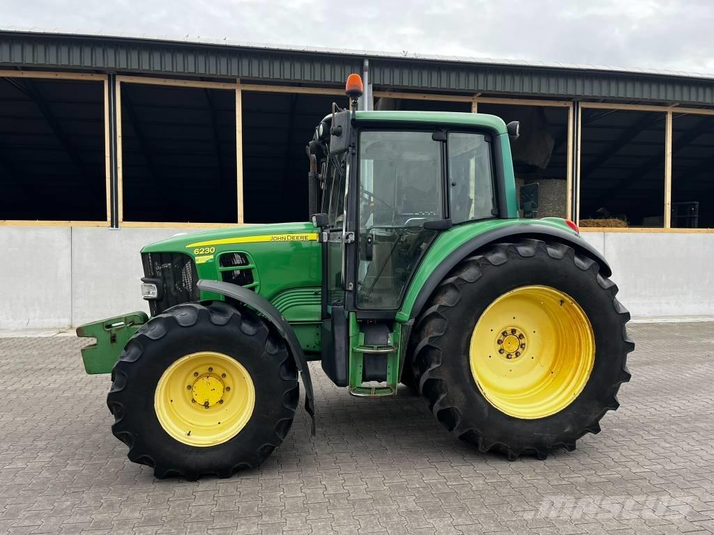 John Deere 6120 Traktorer