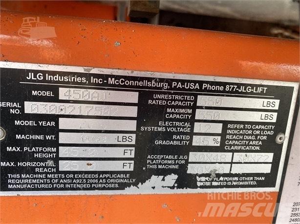 JLG 450 AJ Bomliftar