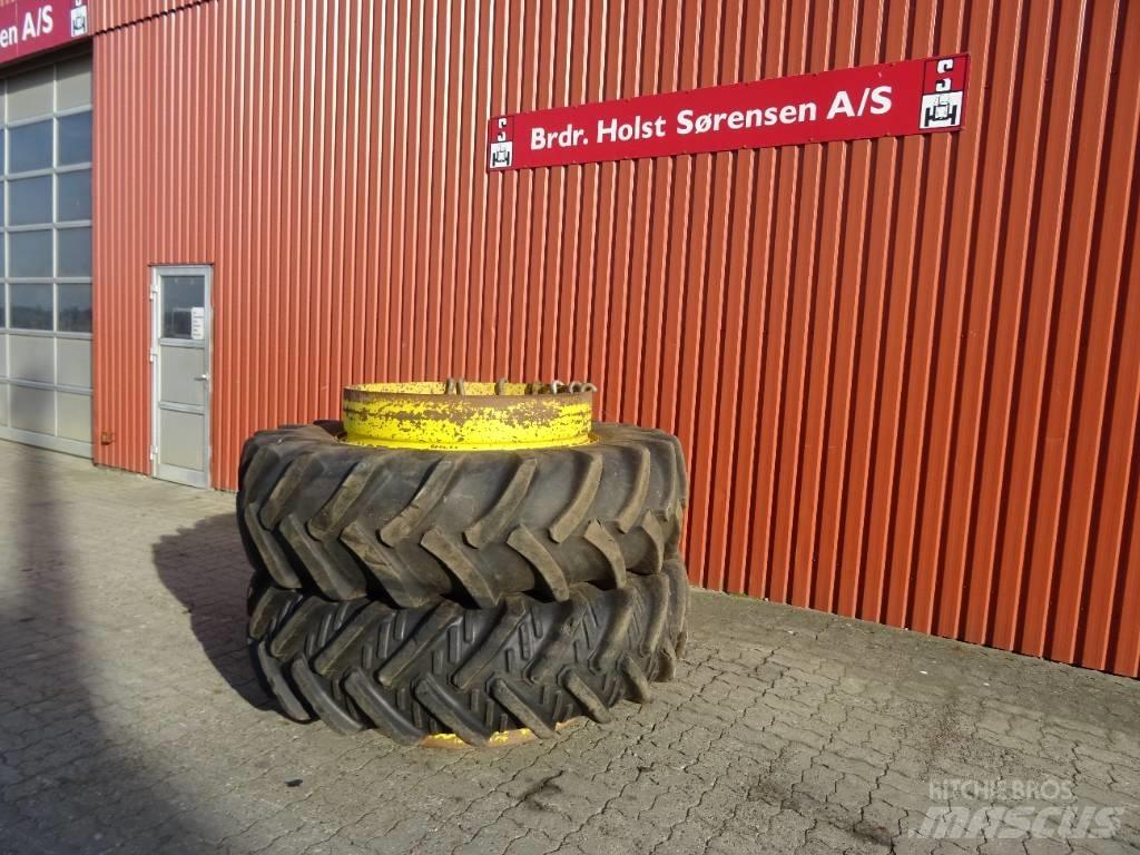 Goodyear 18.4-38 Däck, hjul och fälgar