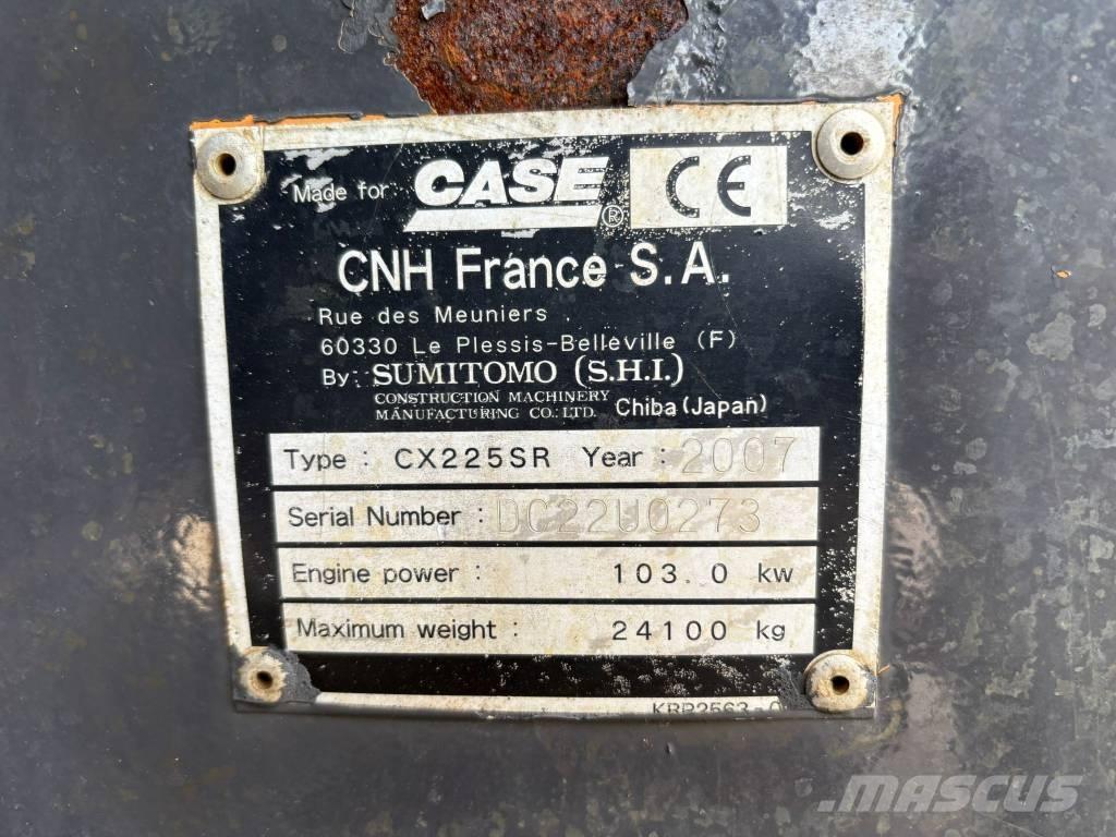 CASE CX 225 SR Bandgrävare