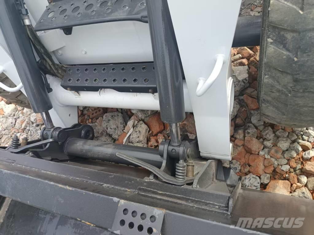 Bobcat S 220 Kompaktlastare