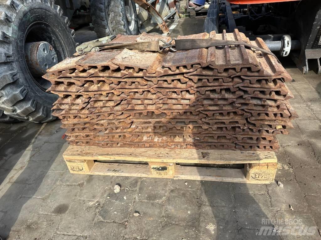Doosan DX 255 NLC Bandgrävare