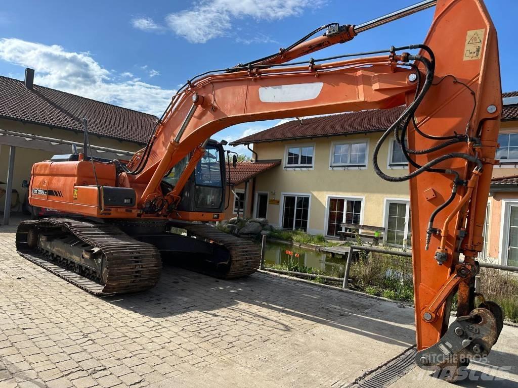 Doosan DX 255 NLC Bandgrävare
