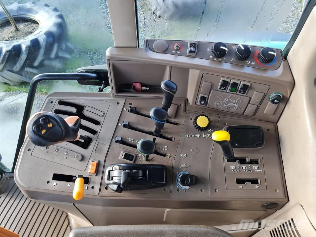 John Deere 6830 Traktorer