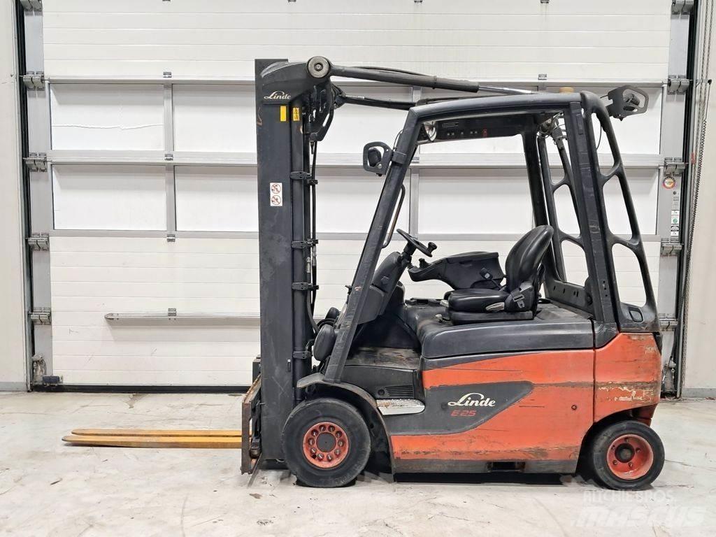 Linde E25-01 Elmotviktstruckar