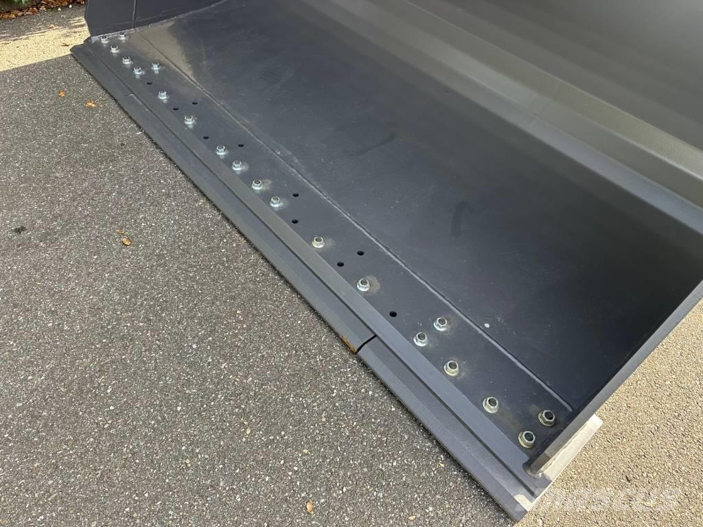 Volvo L90H bucket Skopor