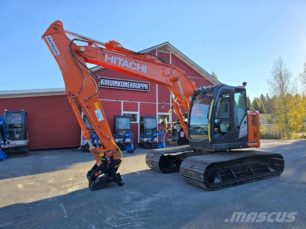 Hitachi ZX 135 US-6 Bandgrävare