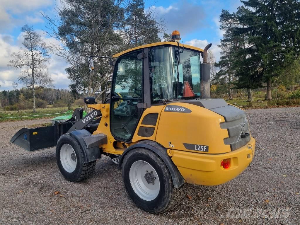 Volvo L25F Kompaktlastare